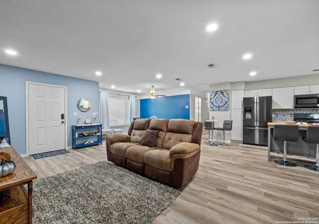 5th image of 7306 Westshire Dr, San Antonio, TX 78227 | MLS# 1917806