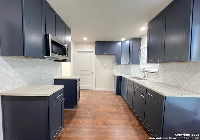 Photo 2 of Sale Pending at 451 Laurelwood, San Antonio, TX 78213 | MLS# 1917809 | Listing updated on 2025-10-23