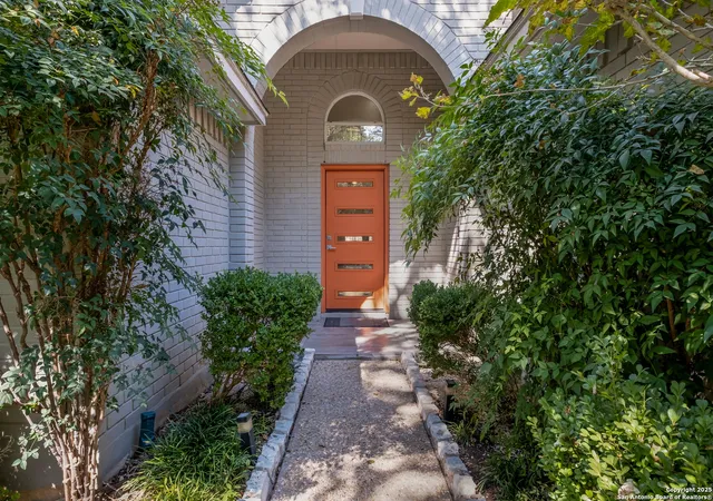 Photo 3 of Single family home for sale at 5 Carah, San Antonio, TX 78216 | MLS# 1917823 | Listing updated on 2026-03-27