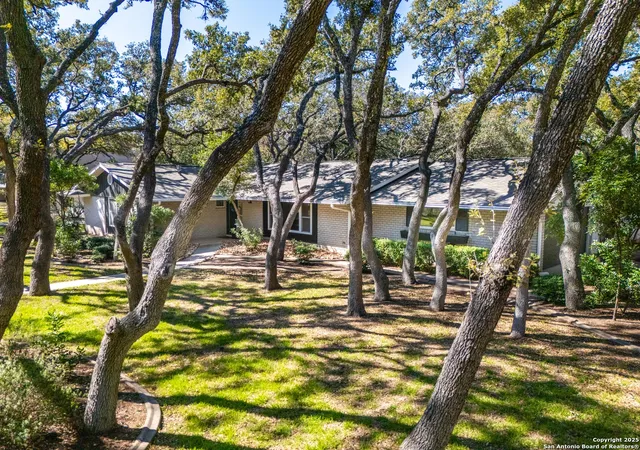 Photo 3 of Sale Pending at 139 Canyon Crk, San Antonio, TX 78232 | MLS# 1917891 | Listing updated on 2026-03-19