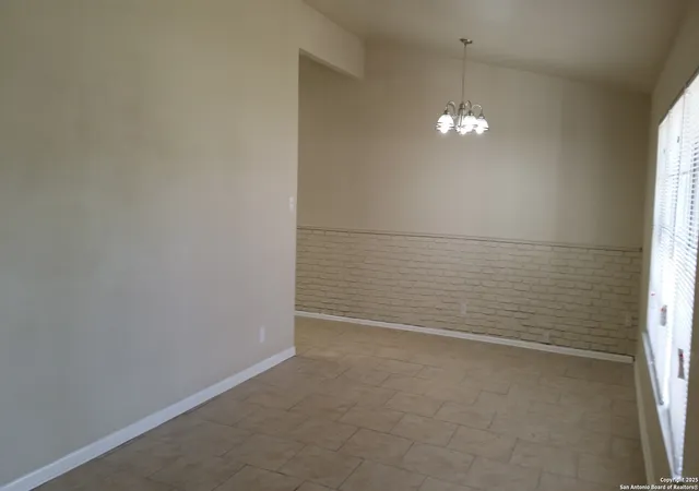 Photo 3 of Single family home for sale at 378 Covina, San Antonio, TX 78218 | MLS# 1917928 | Listing updated on 2026-01-19
