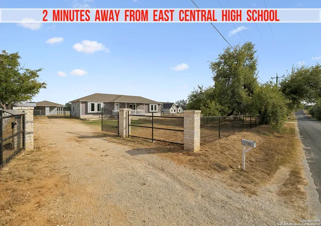 Photo 3 of Sale Pending at 7708 Knowlton Rd, San Antonio, TX 78263 | MLS# 1917959 | Listing updated on 2026-02-26