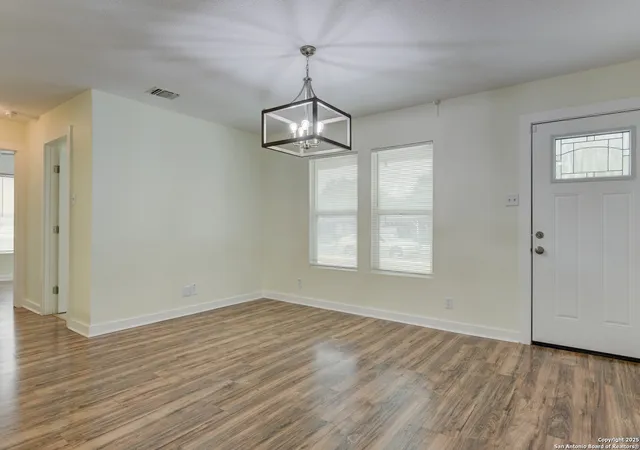 Photo 3 of Sale Pending at 422 Surrels, San Antonio, TX 78228 | MLS# 1917971 | Listing updated on 2026-02-20