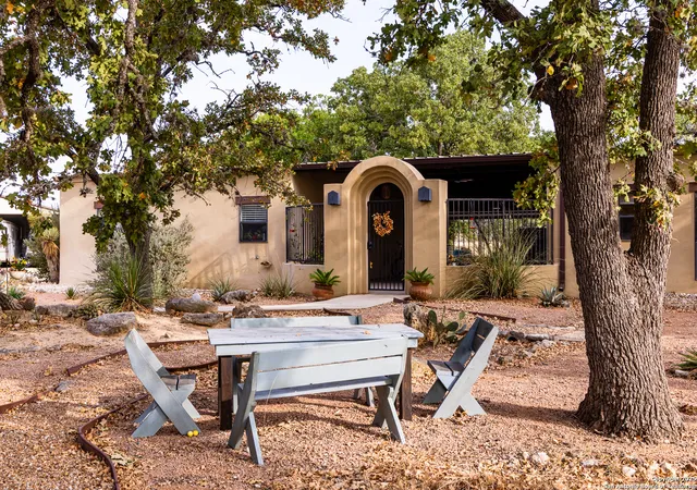 Photo 3 of Single family home for sale at 1158 Orchard Park, Medina, TX 78055 | MLS# 1918016 | Listing updated on 2026-04-11