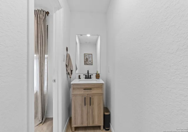 Photo 3 of Sale Pending at 1087 Shutter Way, Kerrville, TX 78028 | MLS# 1918039 | Listing updated on 2025-12-05