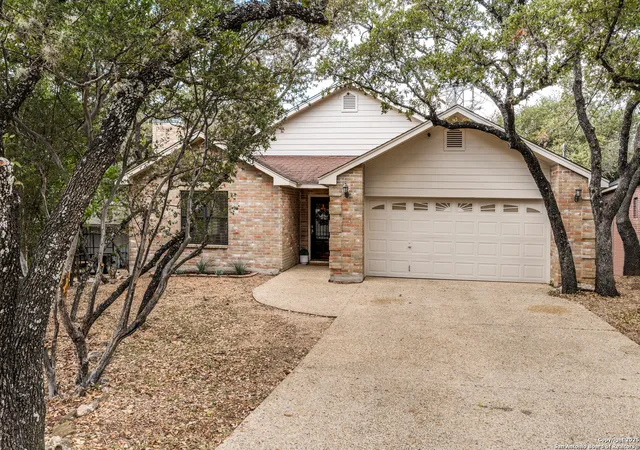 Photo 2 of Sale Pending at 17007 Springhill, San Antonio, TX 78232 | MLS# 1918044 | Listing updated on 2025-11-21