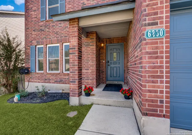 Photo 3 of Sale Pending at 6230 Higbee, San Antonio, TX 78247 | MLS# 1918045 | Listing updated on 2025-11-09