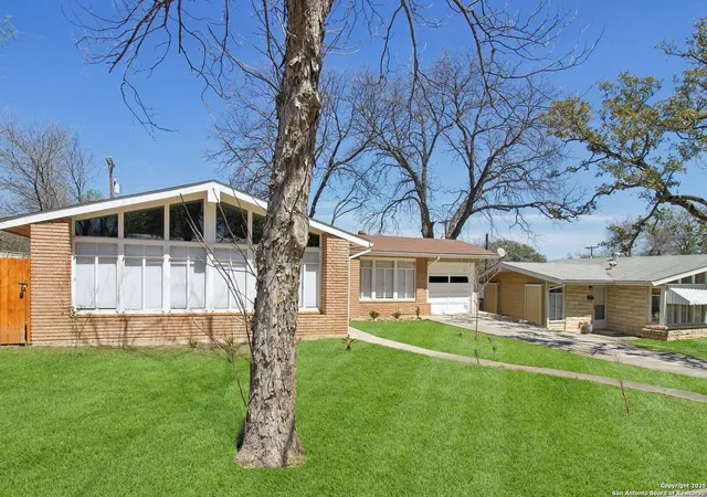 image of 127 Sullivan, San Antonio, TX 78213 | MLS# 1918054