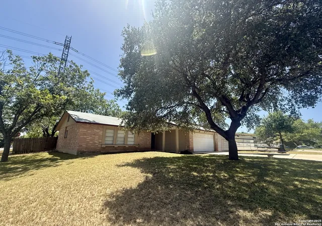 Photo 2 of Sale Pending at 14403 Briarmist St, San Antonio, TX 78247 | MLS# 1918075 | Listing updated on 2025-11-30
