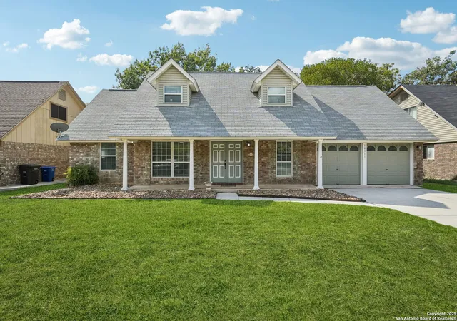 Photo 2 of Sale Pending at 10511 Merritime Ct, San Antonio, TX 78217 | MLS# 1918097 | Listing updated on 2025-11-11