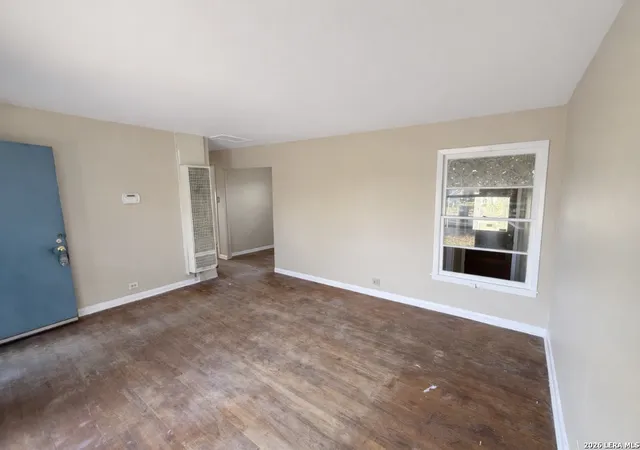 3rd image of 914 San Angelo, San Antonio, TX 78201 | MLS# 1918126