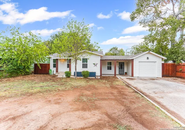 Photo 1 of Single family home for sale at 4442 Lord, San Antonio, TX 78220 | MLS# 1918152 | Listing updated on 2026-04-05