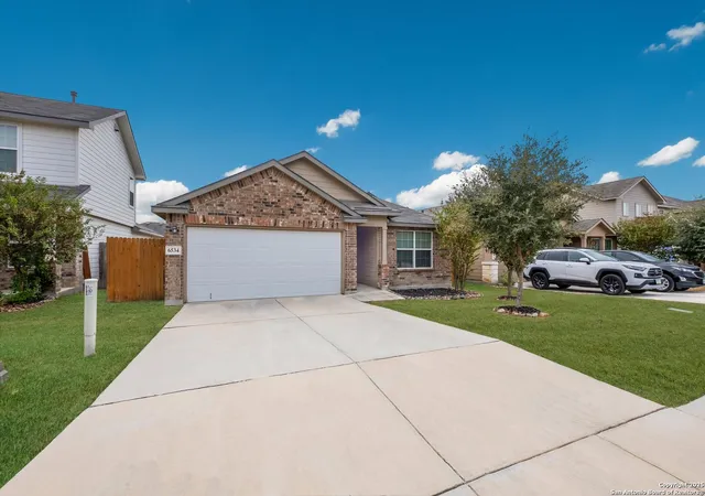 Photo 2 of Sale Pending at 6534 Hoffman Plain, San Antonio, TX 78252 | MLS# 1918159 | Listing updated on 2026-08-11