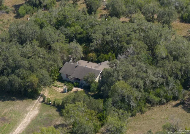 2nd image of 2818 Wofford, Beeville, TX 78102 | MLS# 1918241