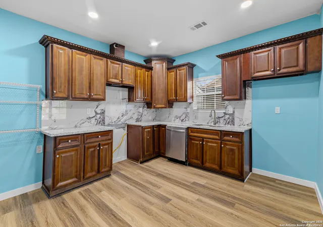 4th image of 2634 E Houston, San Antonio, TX 78202 | MLS# 1918270