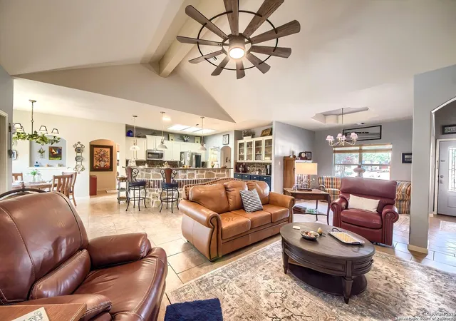 Photo 2 of Sale Pending at 639 Settlers Ln, Bandera, TX 78003 | MLS# 1918303 | Listing updated on 2025-12-02