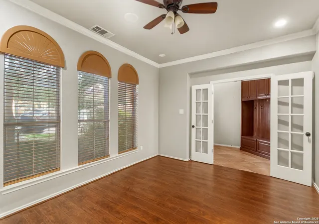 Photo 3 of Sale Pending at 2500 Woodbridge Way, Schertz, TX 78154 | MLS# 1918305 | Listing updated on 2026-03-10
