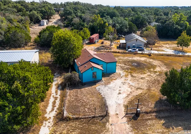 Photo 4 of Single family home for sale at 331 Rangeland, Blanco, TX 78606 | MLS# 1918306 | Listing updated on 2025-11-07