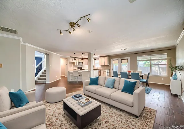 Photo 1 of Sale Pending at 16739 Basin Oak, San Antonio, TX 78247 | MLS# 1918322 | Listing updated on 2026-01-04
