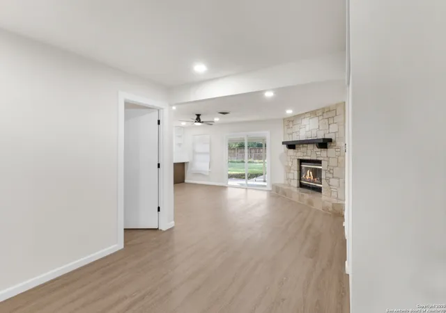 5th image of 209 Windcrest, Windcrest, TX 78239 | MLS# 1918354