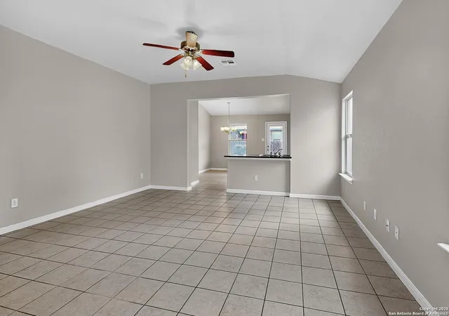 Photo 4 of Sale Pending at 2509 Lonesome Crk, New Braunfels, TX 78130 | MLS# 1918392 | Listing updated on 2025-12-30