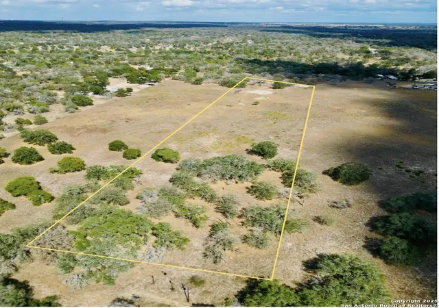 Photo 2 of Land for sale at 201 Mariposa, Floresville, TX 78114 | MLS# 1918408 | Listing updated on 2026-02-05