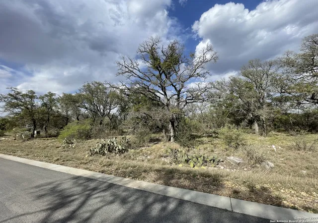 3rd image of 44089 Tail Wind, Horseshoe Bay, TX 78657 | MLS# 1918452