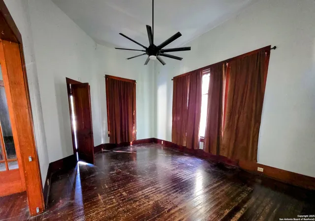 Photo 3 of Sale Pending at 1602 Ave U, Hondo, TX 78861 | MLS# 1918453 | Listing updated on 2025-12-19
