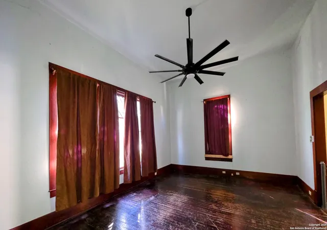Photo 3 of Sale Pending at 1602 Ave U, Hondo, TX 78861 | MLS# 1918453 | Listing updated on 2025-12-19