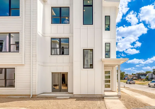 4th image of 507 Burrus Pl, San Antonio, TX 78210 | MLS# 1918473