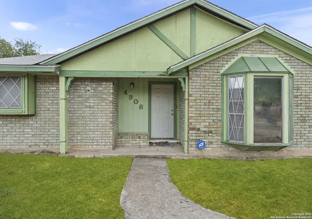 Photo 3 of Sale Pending at 4906 Frostwood, San Antonio, TX 78220 | MLS# 1918504 | Listing updated on 2025-11-13