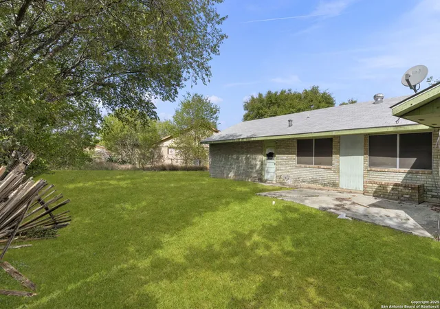 Photo 4 of Sale Pending at 4906 Frostwood, San Antonio, TX 78220 | MLS# 1918504 | Listing updated on 2025-11-13