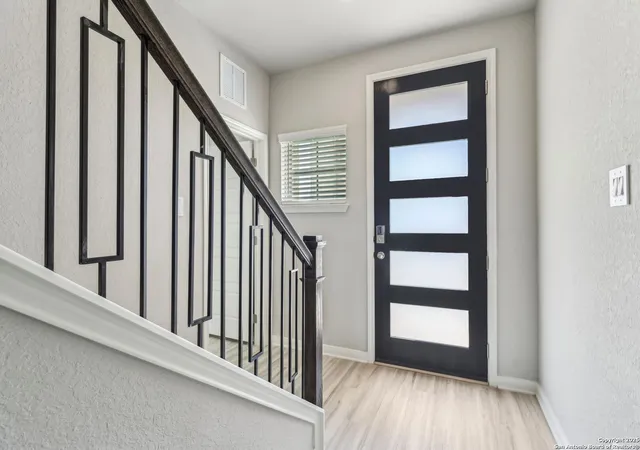 Photo 4 of Sale Pending at 18107 Ansley Path, San Antonio, TX 78247 | MLS# 1918531 | Listing updated on 2025-12-02