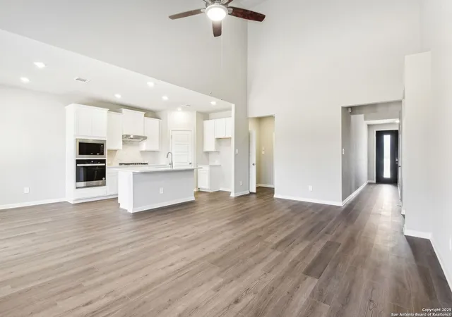 Photo 4 of Sale Pending at 17035 Blaise Terrace, San Antonio, TX 78247 | MLS# 1918536 | Listing updated on 2025-11-03
