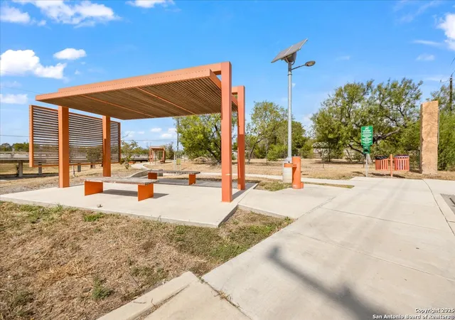 18th image of 331 N San Ignacio, San Antonio, TX 78237 | MLS# 1918537