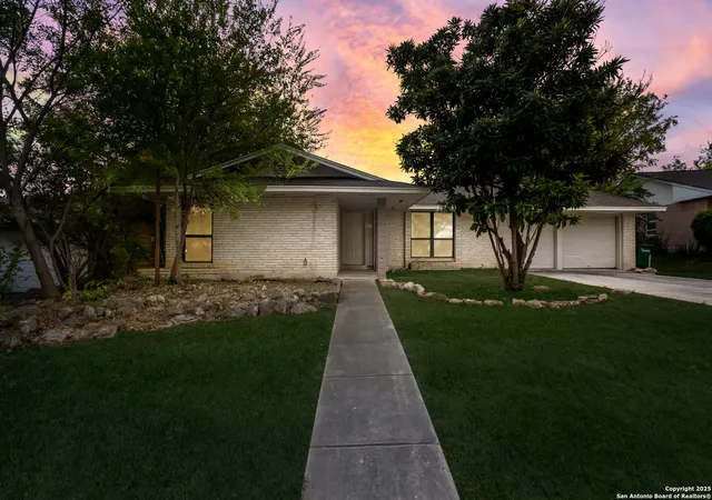 Photo 1 of Sale Pending at 138 Nocturne, San Antonio, TX 78216 | MLS# 1918546 | Listing updated on 2025-12-01