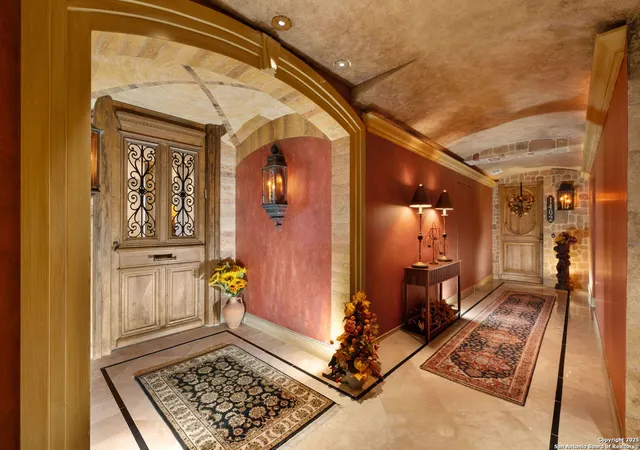Photo 4 of Condo for sale at 700 E Hildebrand #1401, San Antonio, TX 78212 | MLS# 1918548 | Listing updated on 2026-08-04