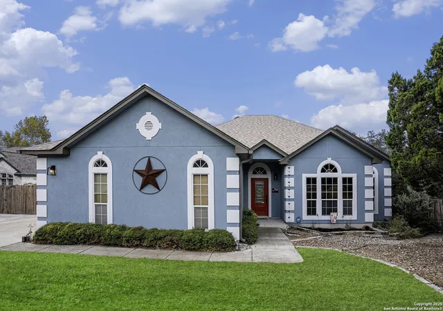 Photo 2 of Sale Pending at 326 Spacious Sky, San Antonio, TX 78260 | MLS# 1918551 | Listing updated on 2026-02-02