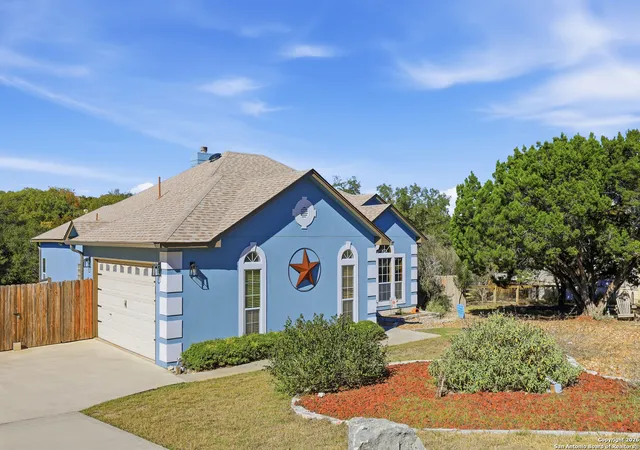 Photo 3 of Sale Pending at 326 Spacious Sky, San Antonio, TX 78260 | MLS# 1918551 | Listing updated on 2026-02-02