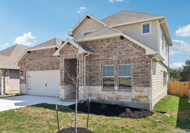 Photo 4 of Sale Pending at 132 Shelton Pass, Cibolo, TX 78108 | MLS# 1918577 | Listing updated on 2025-11-04
