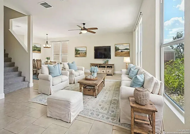 Photo 3 of Single family home for sale at 27341 Paraiso, Boerne, TX 78015 | MLS# 1918579 | Listing updated on 2025-11-12