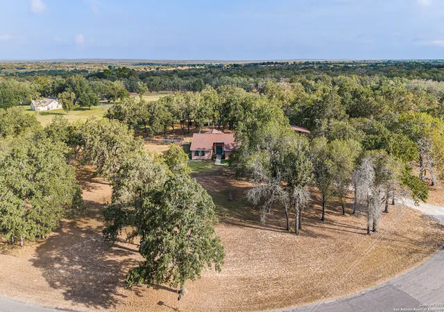Photo 2 of Sale Pending at 1860 Deer Trl, Floresville, TX 78114 | MLS# 1918637 | Listing updated on 2025-12-04