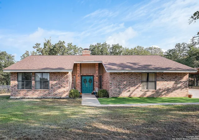 Photo 3 of Sale Pending at 1860 Deer Trl, Floresville, TX 78114 | MLS# 1918637 | Listing updated on 2025-12-04