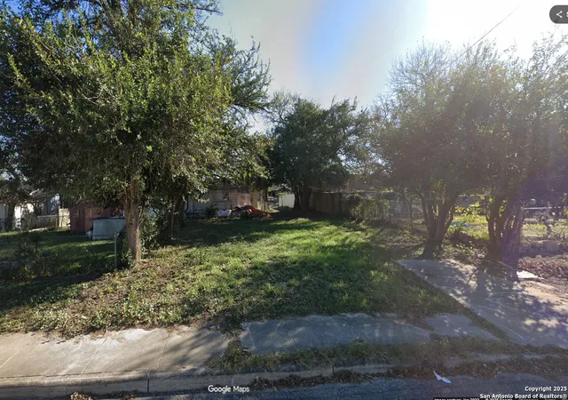 Photo 1 of Sale Pending at 310 Golondrina, San Antonio, TX 78204 | MLS# 1918652 | Listing updated on 2026-03-11