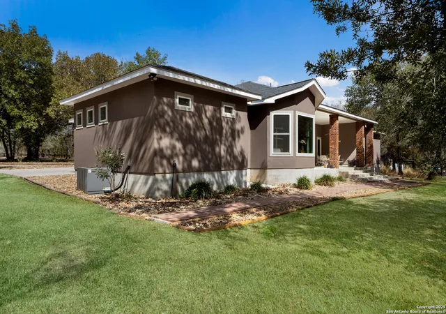 Photo 4 of Sale Pending at 22580 Priest, Elmendorf, TX 78112 | MLS# 1918679 | Listing updated on 2025-12-18
