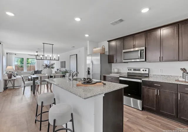 3rd image of 417 Raven Row, Marion, TX 78124 | MLS# 1918741