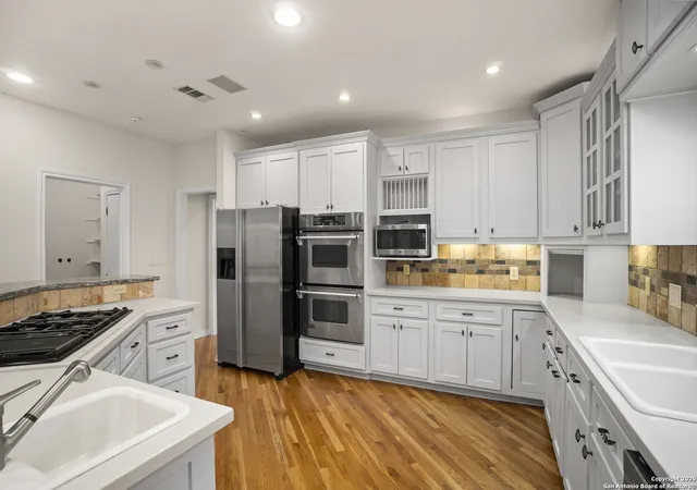 Photo 3 of Single family home for sale at 1245 Phantom Rider, Spring Branch, TX 78070 | MLS# 1918760 | Listing updated on 2026-02-21