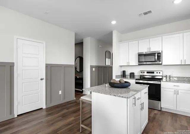 29th image of 426 White Heron Way, San Antonio, TX 78214 | MLS# 1918764