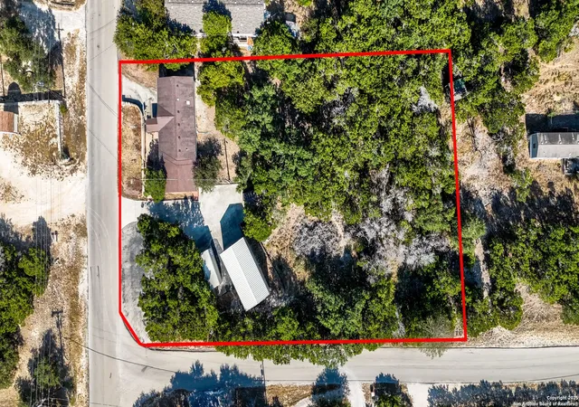Photo 1 of Manufactured home for sale at 343 Sir Winston, Canyon Lake, TX 78133 | MLS# 1918792 | Listing updated on 2025-11-08