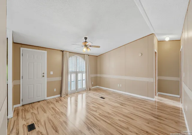 Photo 2 of Manufactured home for sale at 343 Sir Winston, Canyon Lake, TX 78133 | MLS# 1918792 | Listing updated on 2025-11-08